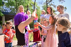 children's party magician