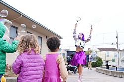 bubble lady performer Bay Area