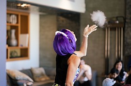 Entertainer for companies and corporations